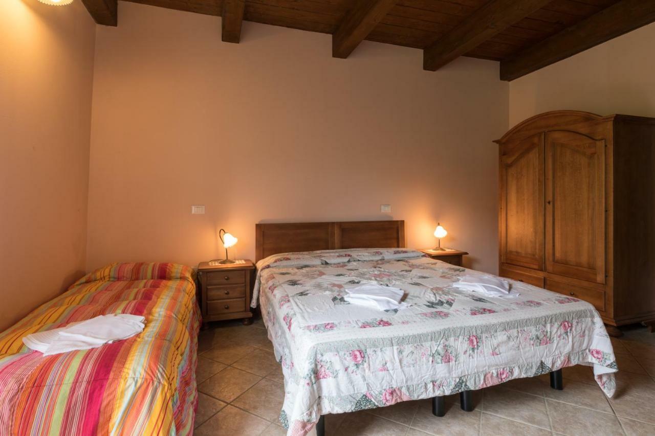Agriturismo L'Antico Frutto เปรมิลกัวเร ภายนอก รูปภาพ
