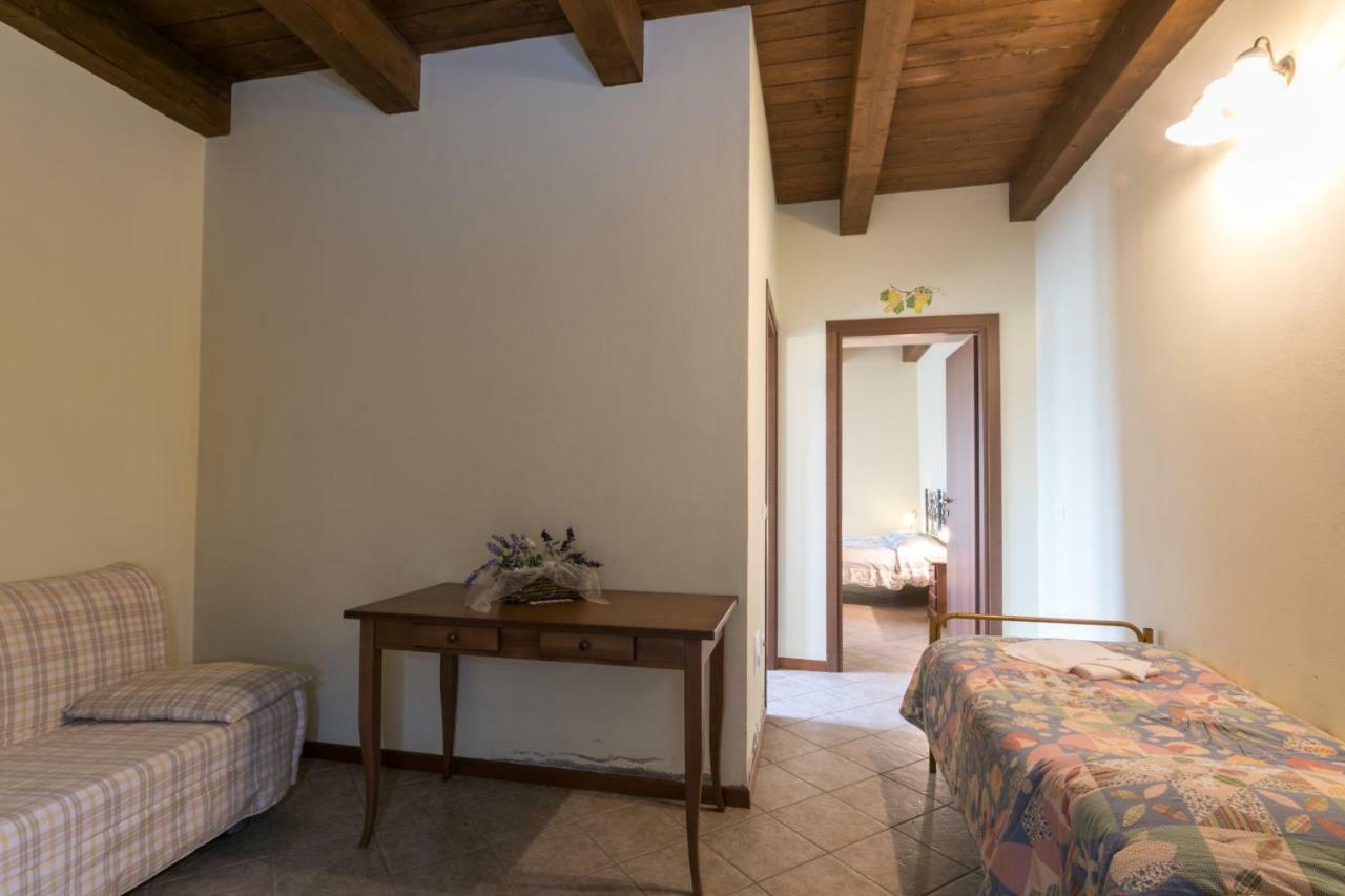 Agriturismo L'Antico Frutto เปรมิลกัวเร ภายนอก รูปภาพ