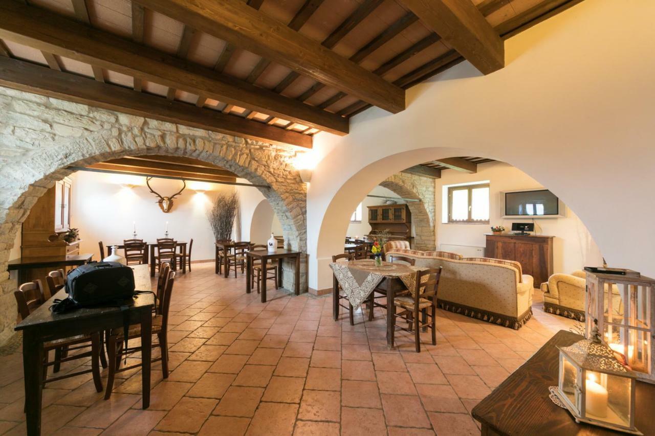 Agriturismo L'Antico Frutto เปรมิลกัวเร ภายนอก รูปภาพ
