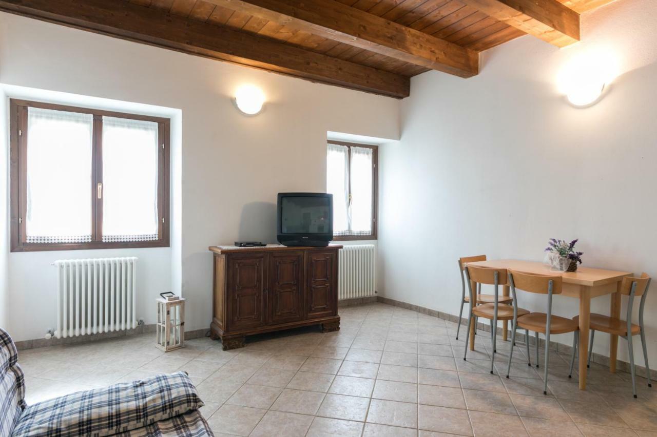 Agriturismo L'Antico Frutto เปรมิลกัวเร ภายนอก รูปภาพ