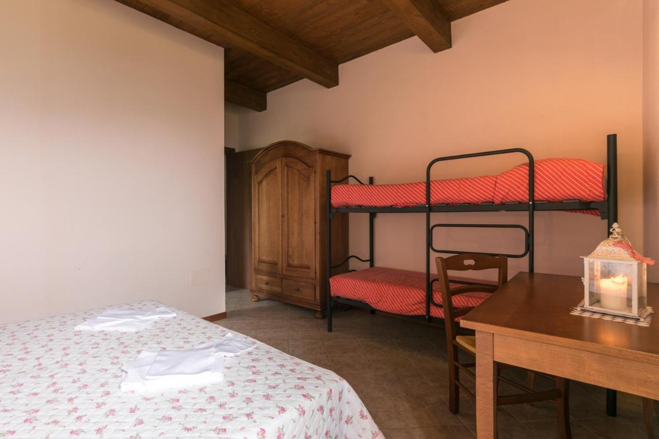 Agriturismo L'Antico Frutto เปรมิลกัวเร ภายนอก รูปภาพ